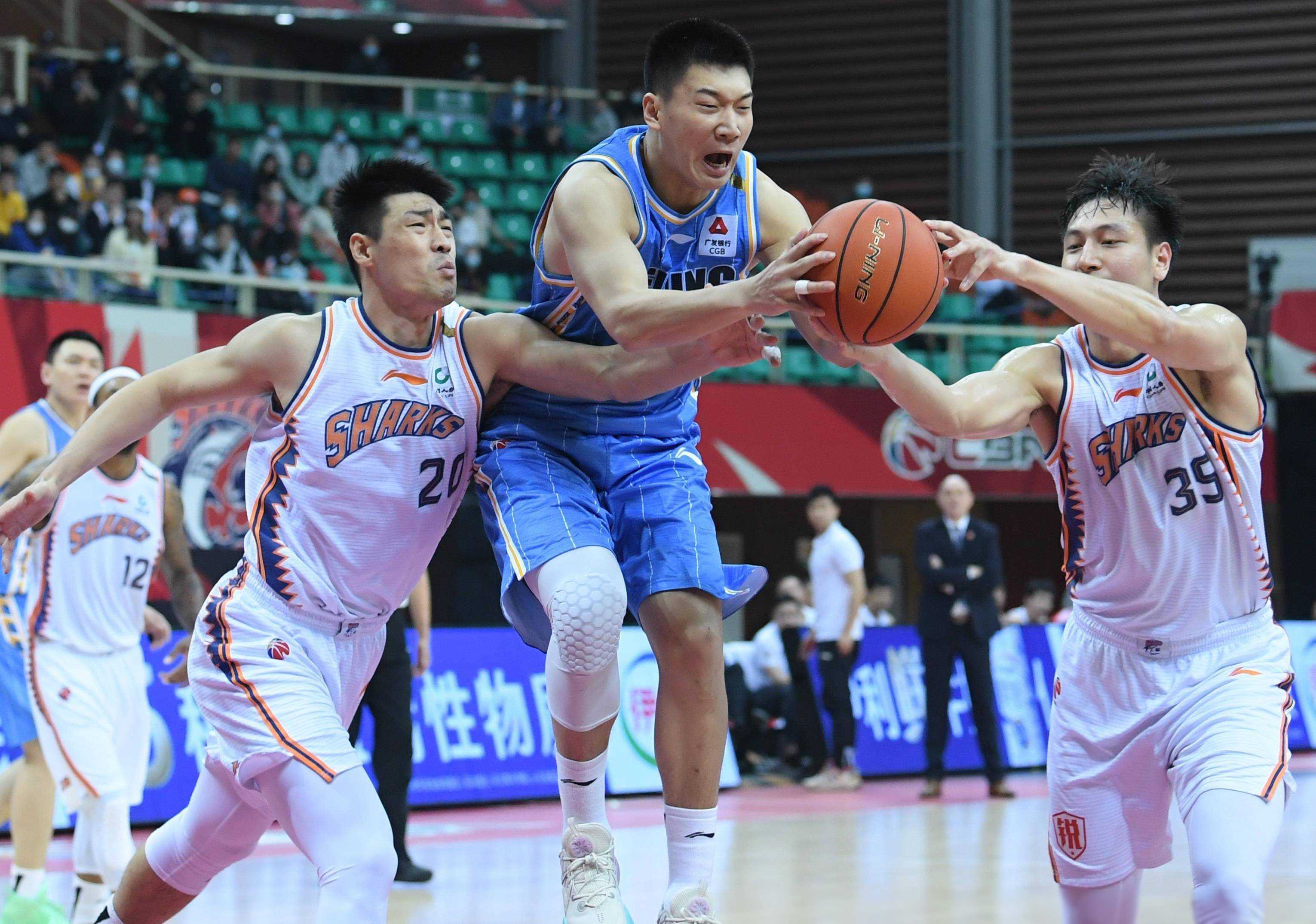 国王杯倒计时；奥兰多魔术赛后刷新队史纪录；细节引发关注；质疑声仍在；临场指挥获称赞