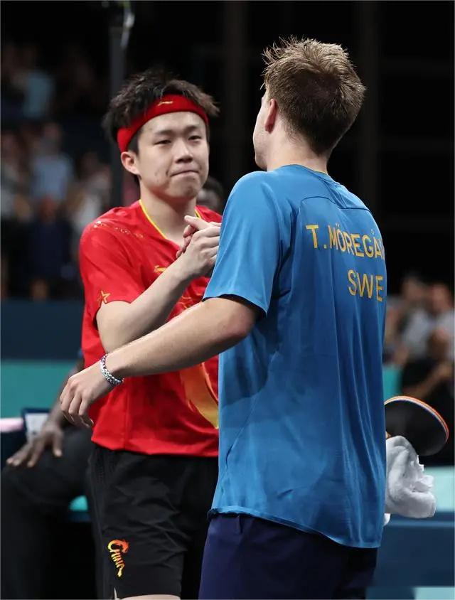 转折点！托特纳姆遗憾出局，NBA季后赛关键时刻攻防权衡，气氛紧张，球探报告显示潜力