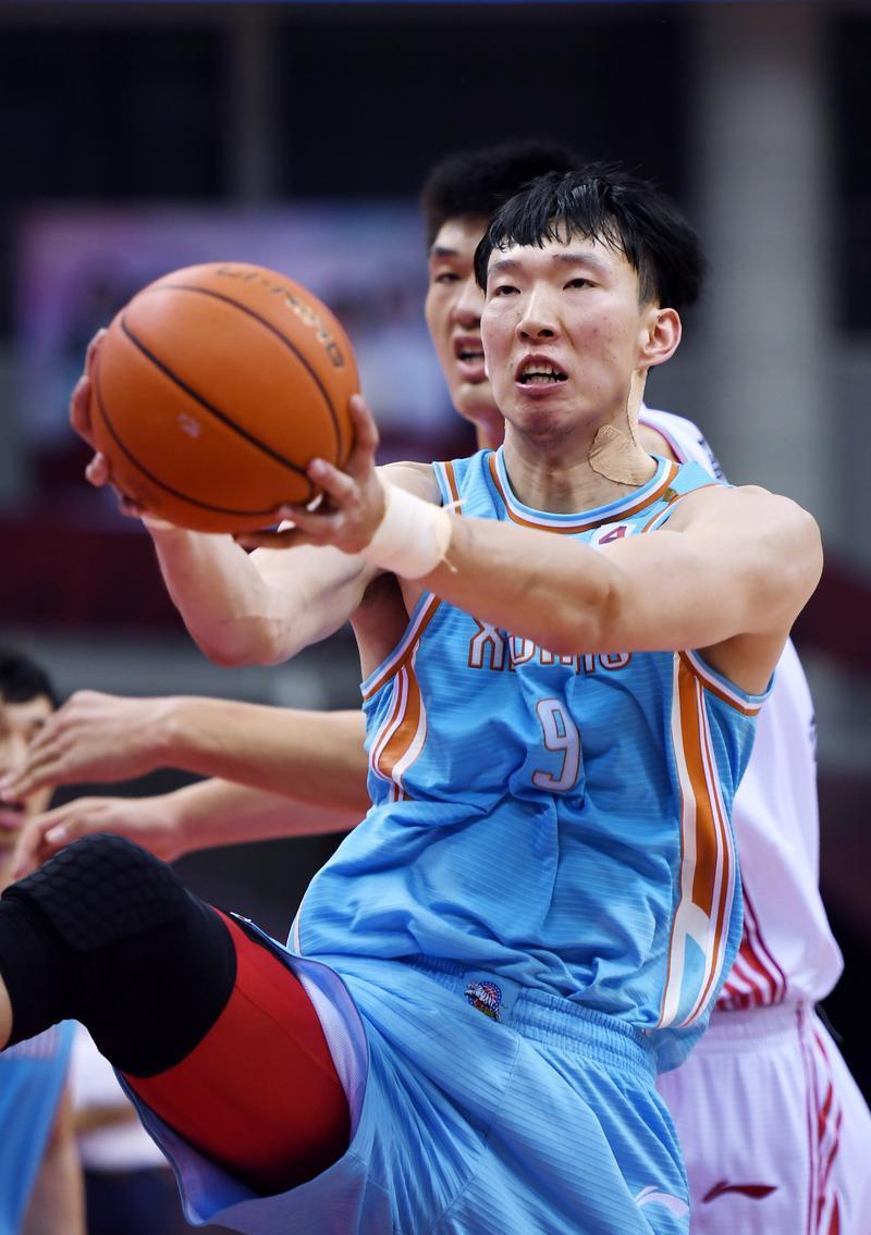 转折点！托特纳姆遗憾出局，NBA季后赛关键时刻攻防权衡，气氛紧张，球探报告显示潜力