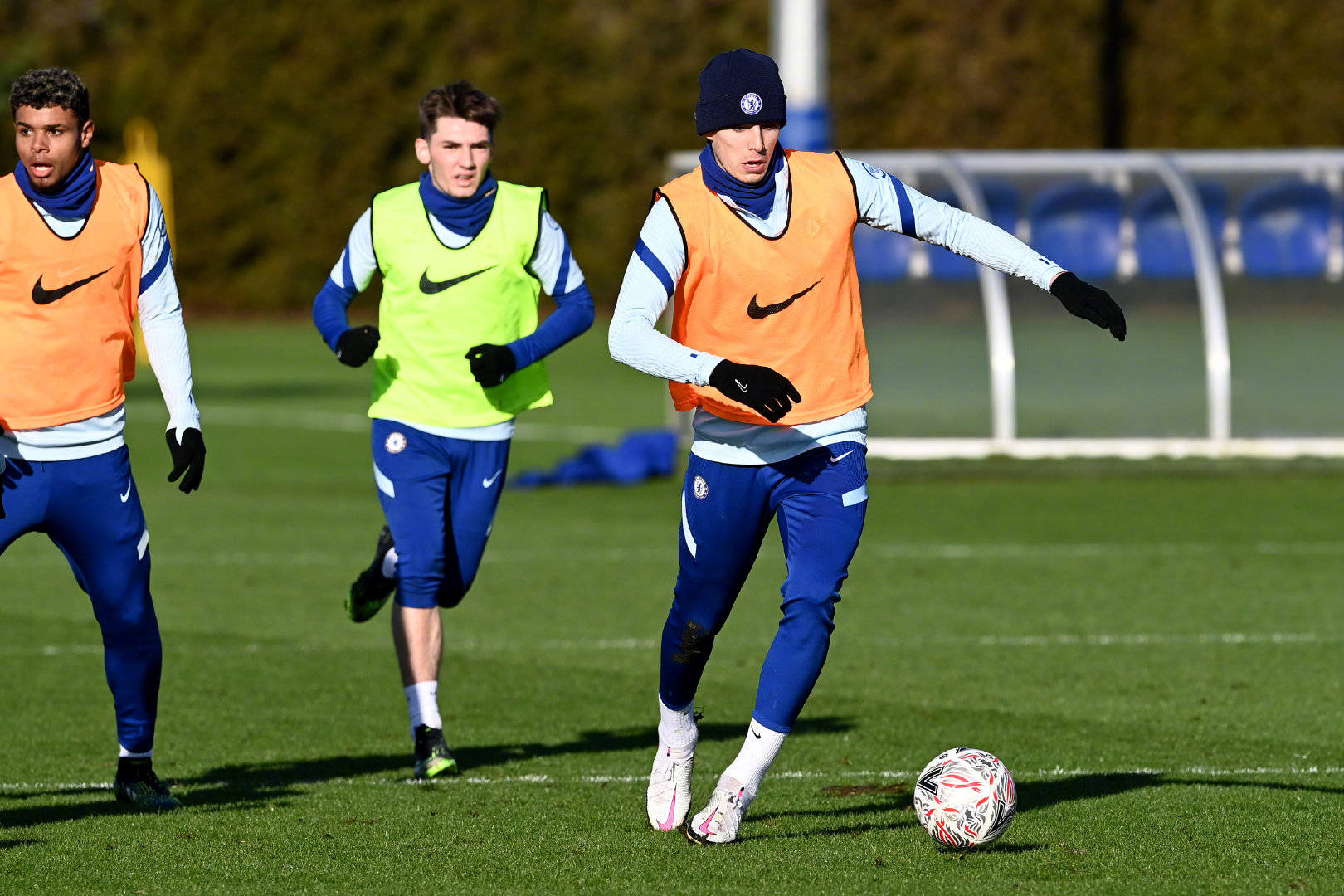 kaiyun-切尔西训练开放日，赛前伤情更新引欢呼，足总杯在即，医务组通报恢复的简单介绍