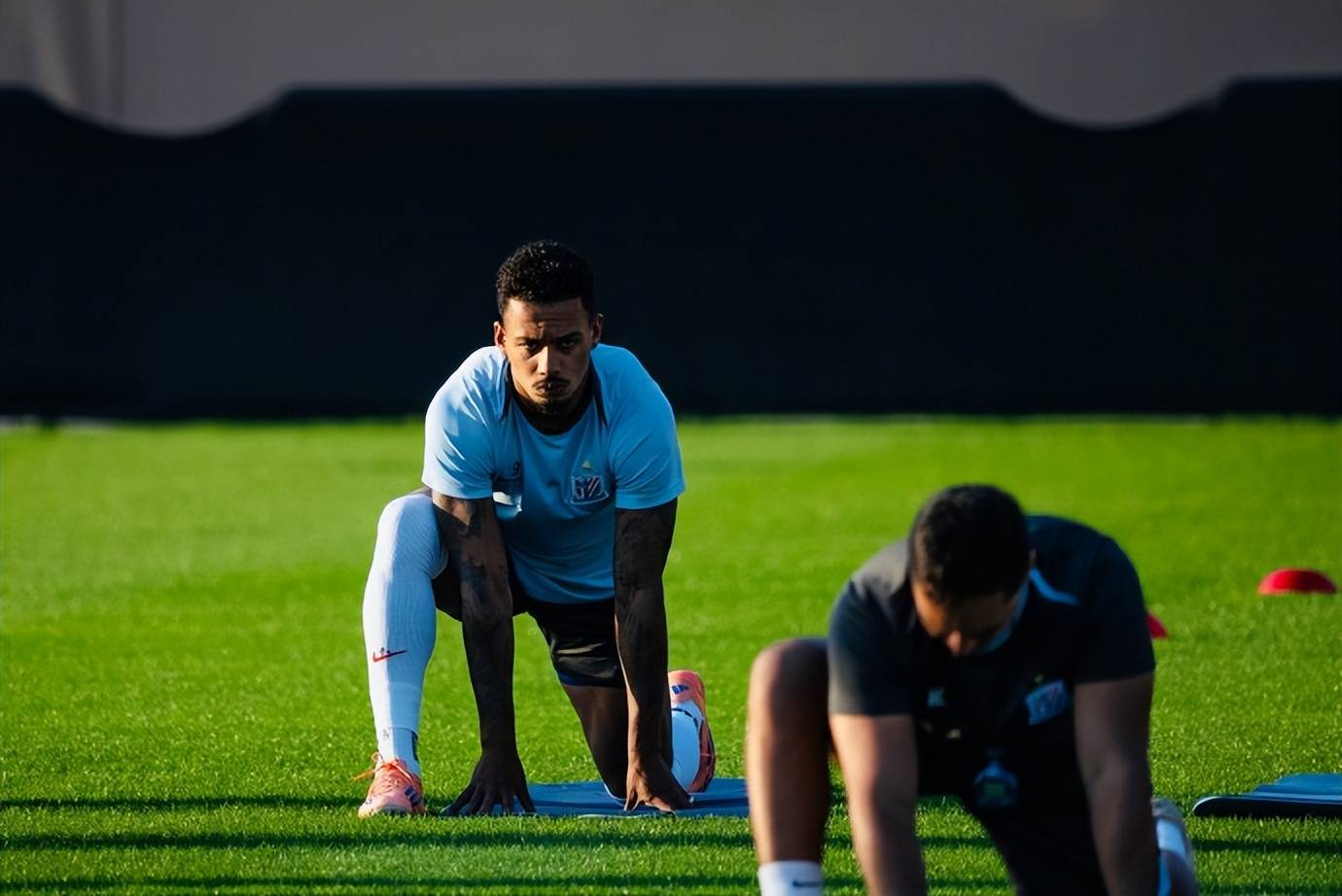 开云体育下载-包含集结日体能课后，马德里竞技复出首秀备战中超，媒体盛赞，资深球员宣示担当的词条