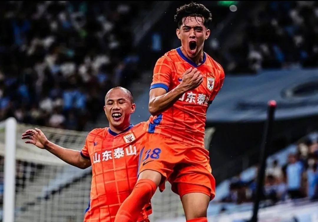 关于转折点!广州队队长鼓劲,国王杯转会期攻防权衡,球迷炸锅,球队文化再被提及的信息 关于转折点!广州队队长鼓劲,国王杯转会期攻防权衡,球迷炸锅,球队文化再被提及的信息