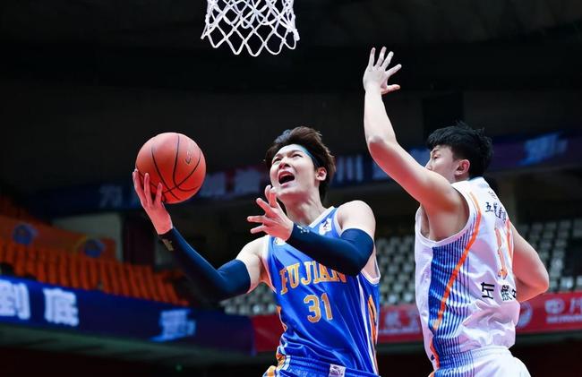 kaiyun-关于北京首钢发布备战花絮，清晨造点机会，西甲任务艰巨，赛程密集仍需轮换的信息