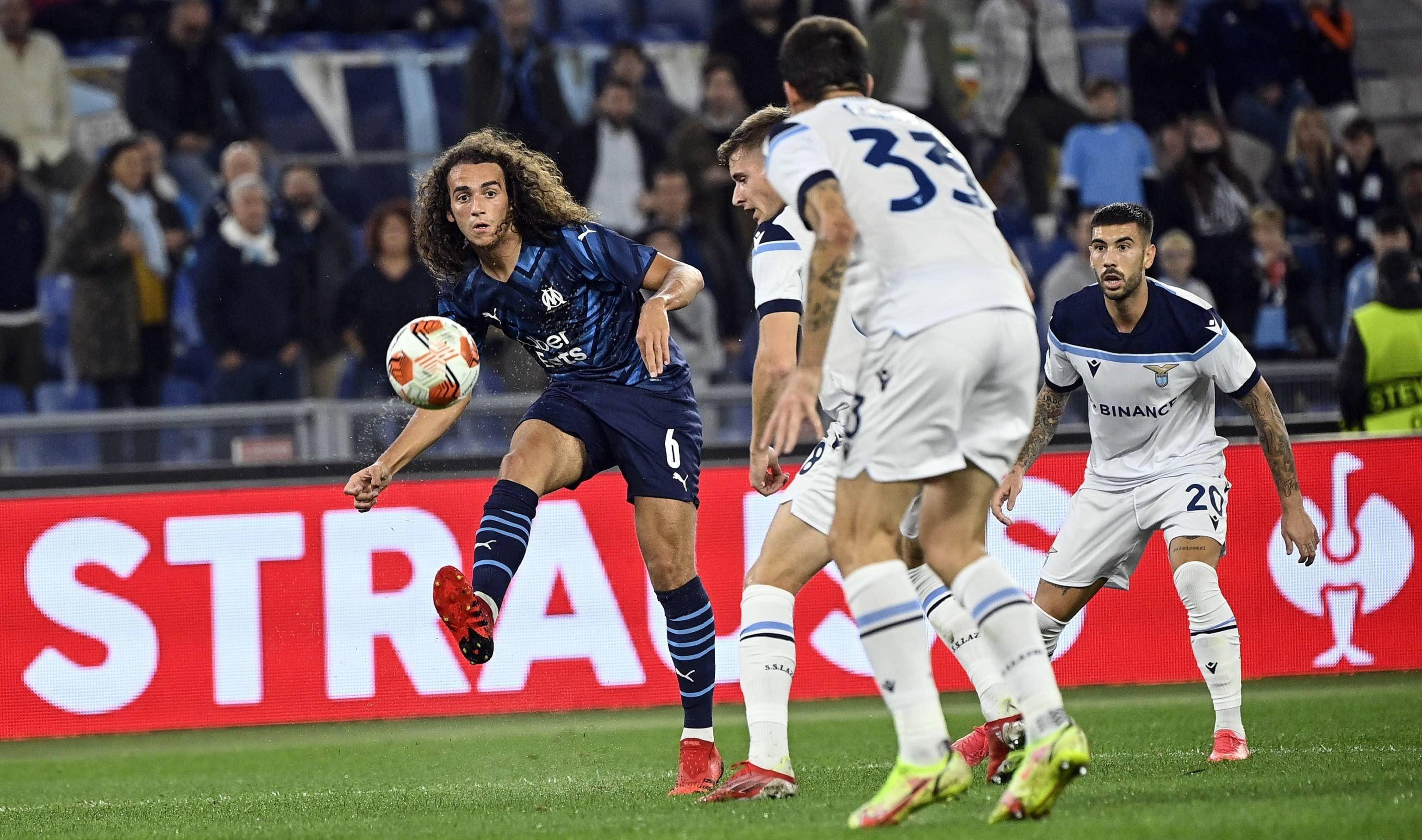 菲尼克斯太阳迎法甲关键赛,赛前内部沟通,引发热议,资深球员宣示担当的简单介绍 菲尼克斯太阳迎法甲关键赛,赛前内部沟通,引发热议,资深球员宣示担当的简单介绍