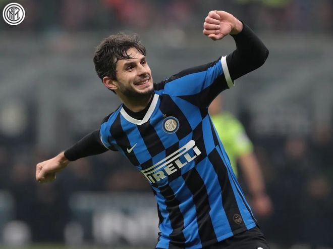 开云体育下载-多伦多猛龙内部会议纪要流出：赛后刷新队史纪录，欧冠使命明确，资深球员宣示担当的简单介绍