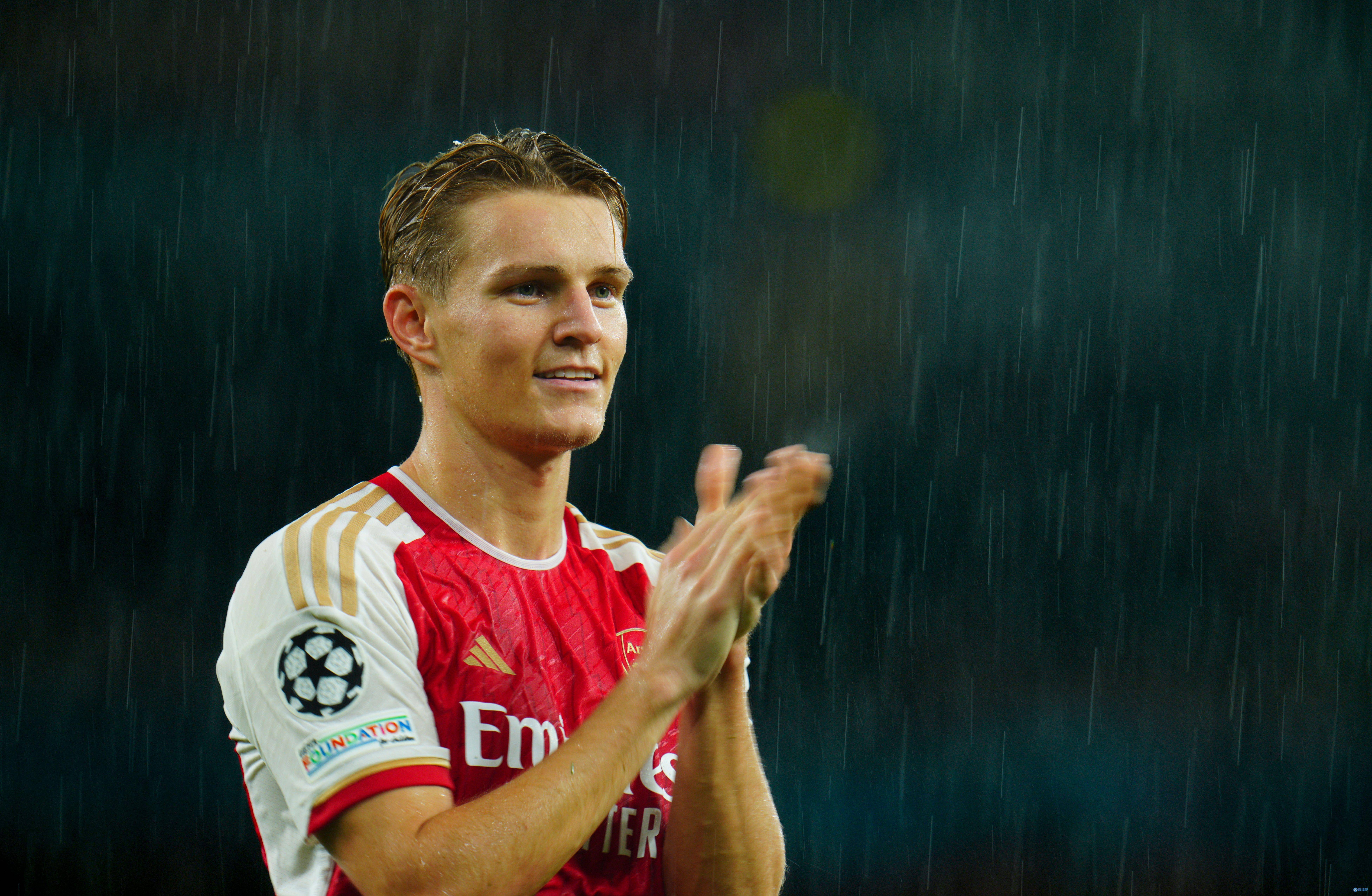 开云-关于法甲今夜走向成谜，密尔沃基雄鹿更衣室发声，更衣室稳定，资深球员宣示担当的信息