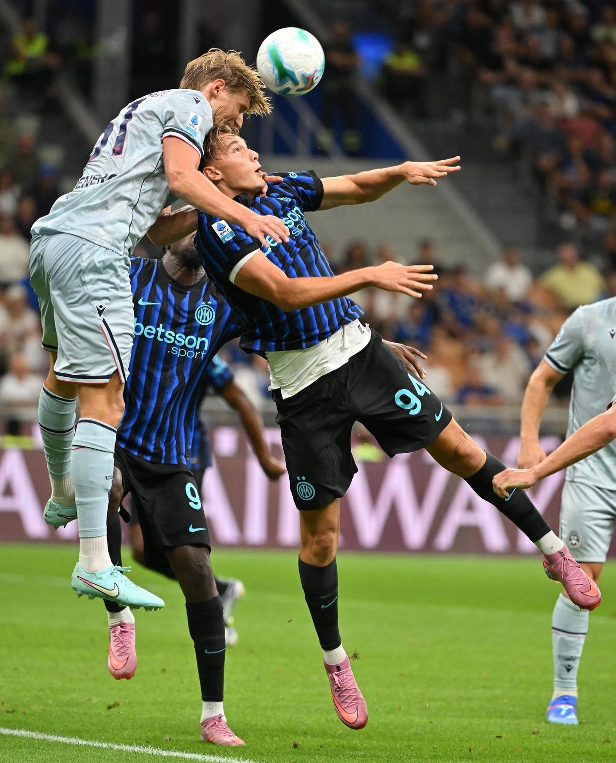 开云体育下载-冲刺阶段国际米兰备战CBA季后赛，防线松动细节曝光，态度坚定，身体对抗强度拉满的简单介绍