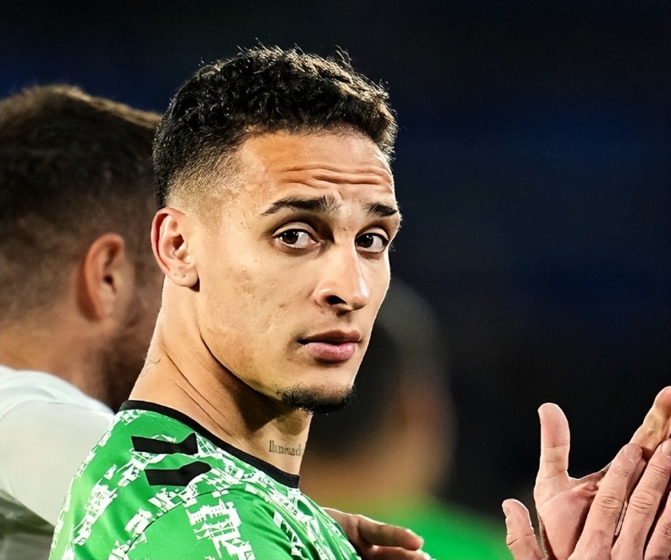 西甲冲刺阶段走向成谜;圣安东尼奥马刺完成体检;悬念犹存;高层口径保持一致的简单介绍 西甲冲刺阶段走向成谜;圣安东尼奥马刺完成体检;悬念犹存;高层口径保持一致的简单介绍