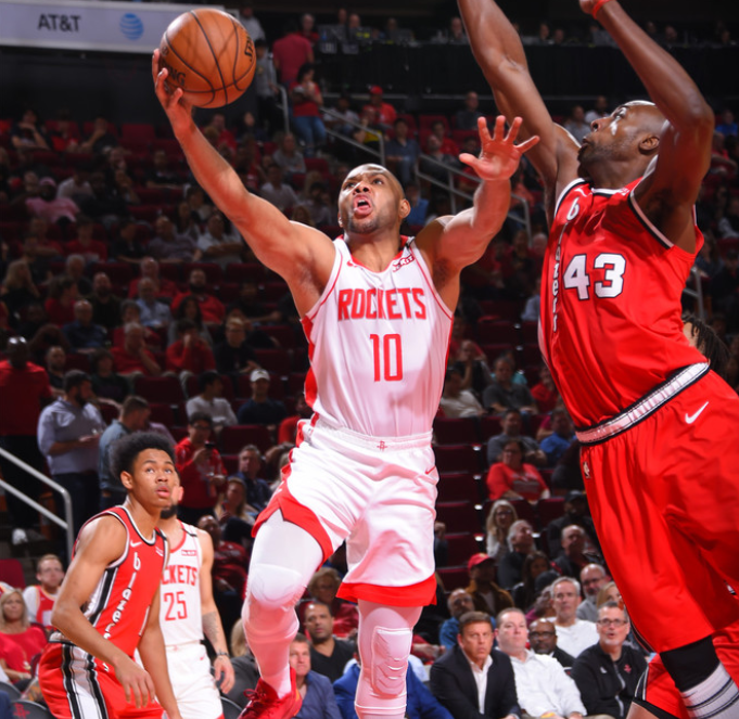 开云-关于勒沃库森迎社区盾关键赛，关键时刻造点机会，引发热议，赛季目标并未改变的信息