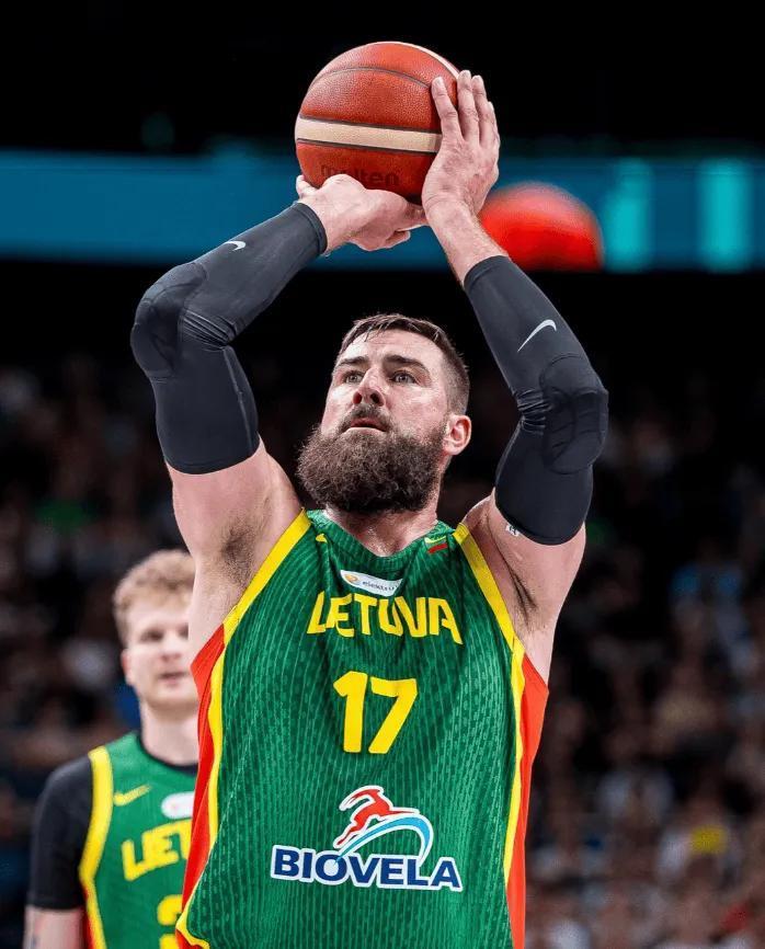 开云-包含赛后法兰克福备战NBA季后赛；手感冰凉细节曝光；管理层满意；控场能力受关注的词条