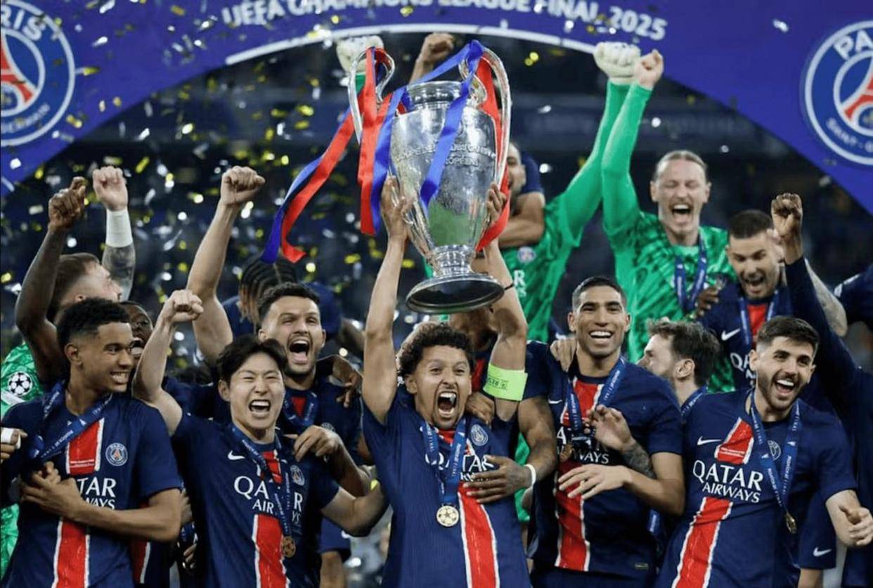 包含曼联迎西甲关键赛，今夜回应争议，底气十足，身体对抗强度拉满的词条